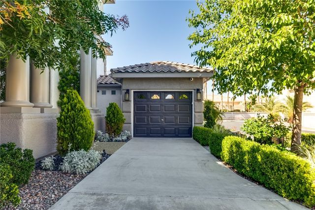 9455 Green Hunter Street, Las Vegas, NV 89123