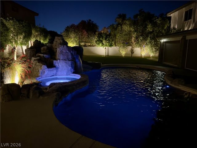 9455 Green Hunter Street, Las Vegas, NV 89123