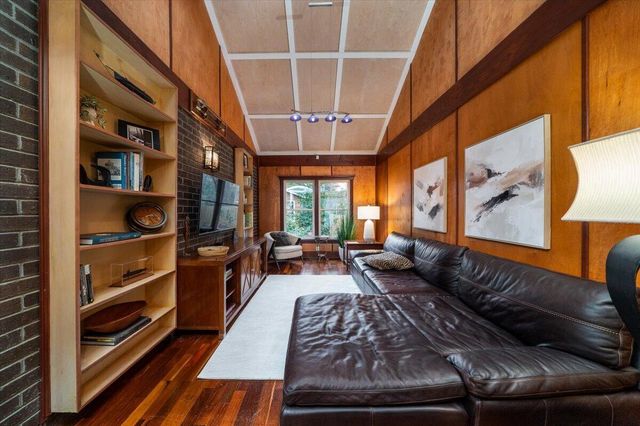 1217 Antigua Drive, Mount Pleasant, SC 29464