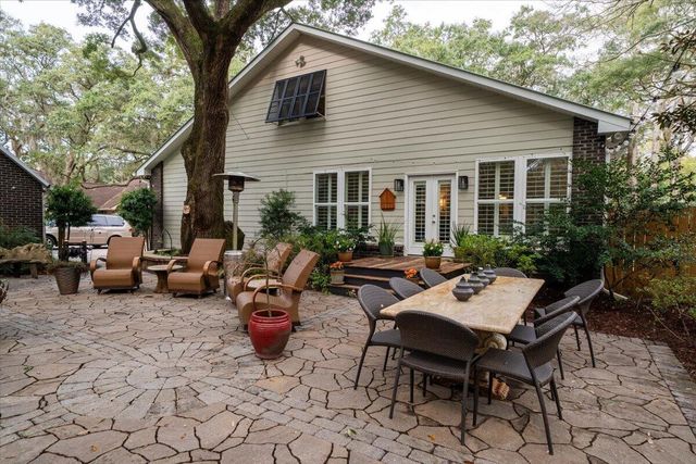 1217 Antigua Drive, Mount Pleasant, SC 29464