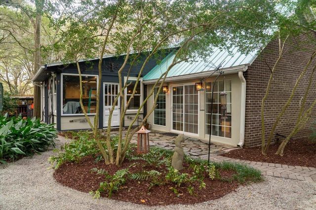 1217 Antigua Drive, Mount Pleasant, SC 29464