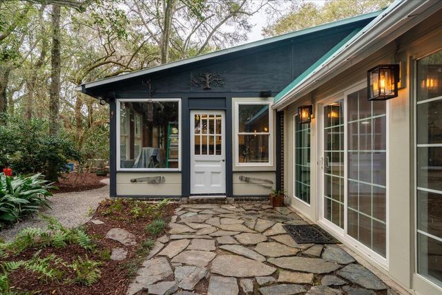 1217 Antigua Drive, Mount Pleasant, SC 29464