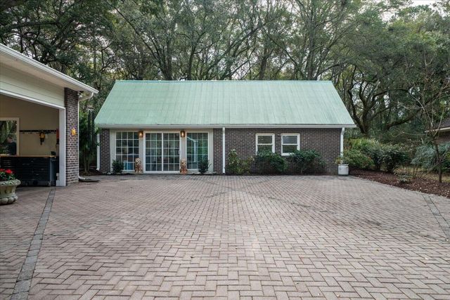 1217 Antigua Drive, Mount Pleasant, SC 29464
