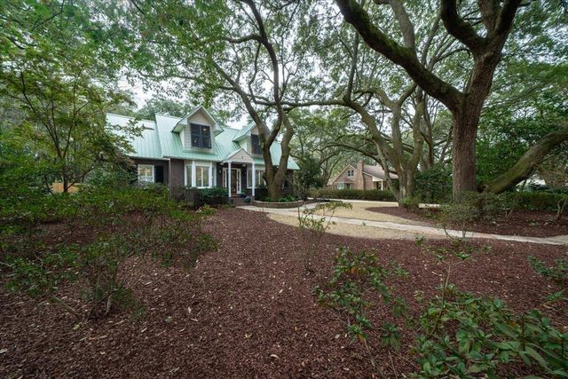 1217 Antigua Drive, Mount Pleasant, SC 29464
