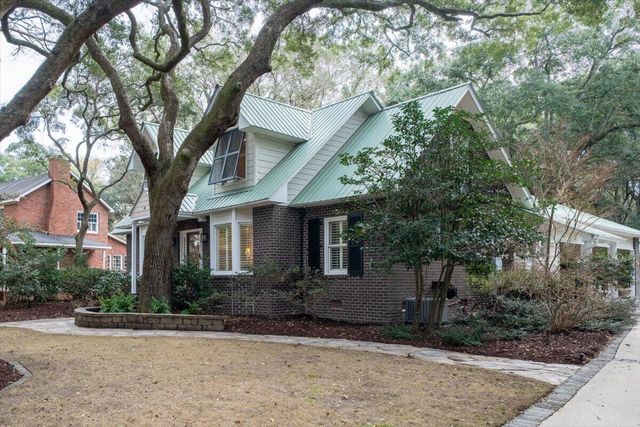 1217 Antigua Drive, Mount Pleasant, SC 29464