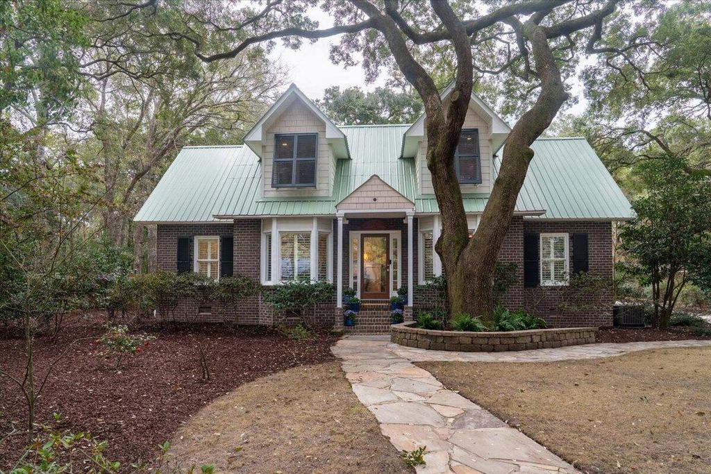 1217 Antigua Drive, Mount Pleasant, SC 29464