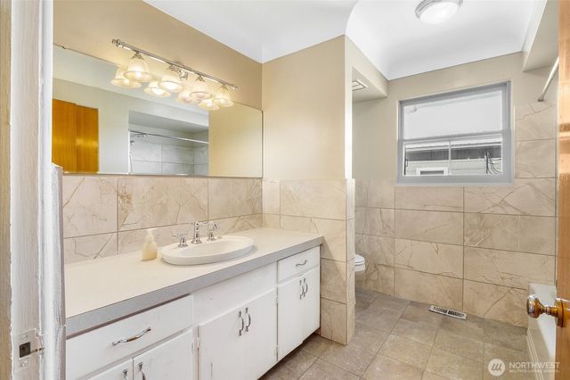 306 W 4th Avenue, Odessa, WA 99159