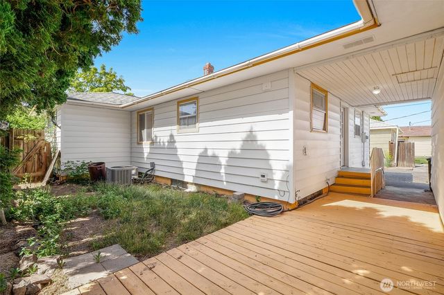 306 W 4th Avenue, Odessa, WA 99159