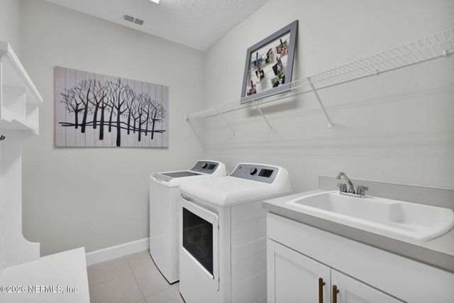 169 STONE CREEK Circle, St. Johns, FL 32259