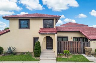 447 HUNTER CIRCLE, Kissimmee, FL 34758