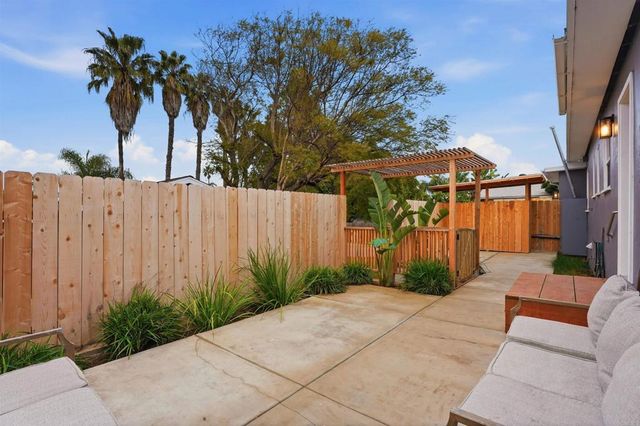 462 464 Emerson Street, Chula Vista, CA 91911