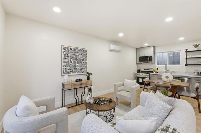 462 464 Emerson Street, Chula Vista, CA 91911