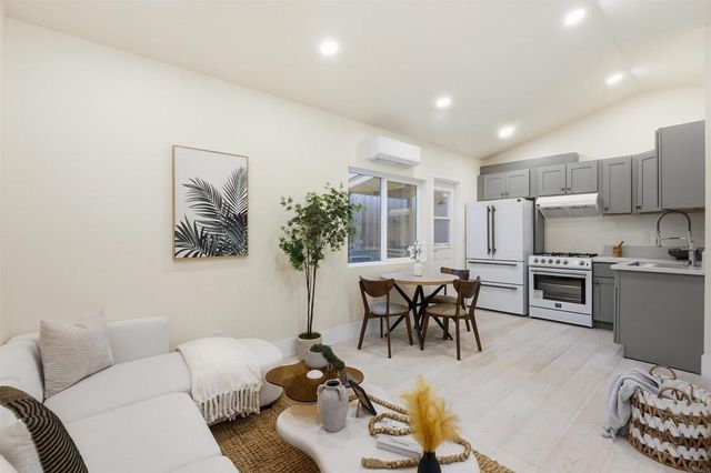 462 464 Emerson Street, Chula Vista, CA 91911