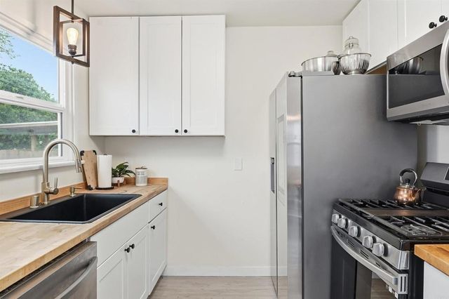 462 464 Emerson Street, Chula Vista, CA 91911