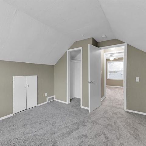 9082 Louise Street, Livonia City, MI 48150