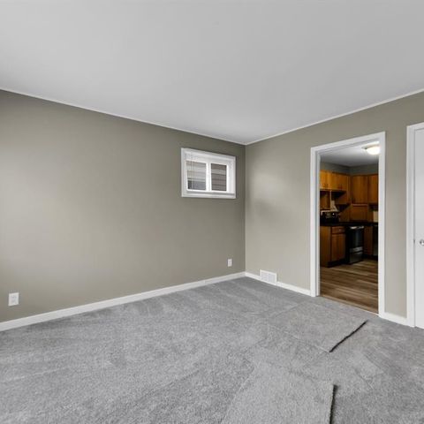 9082 Louise Street, Livonia City, MI 48150