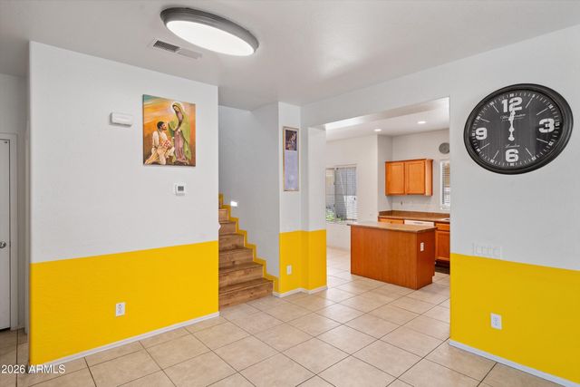 8415 W VERNON Avenue, Phoenix, AZ 85037