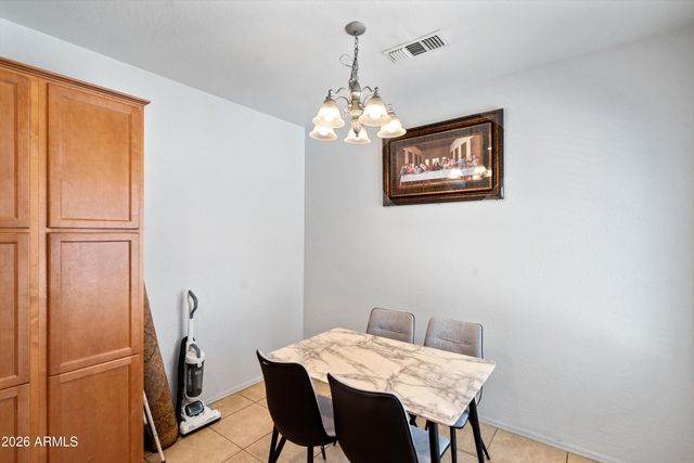 8415 W VERNON Avenue, Phoenix, AZ 85037