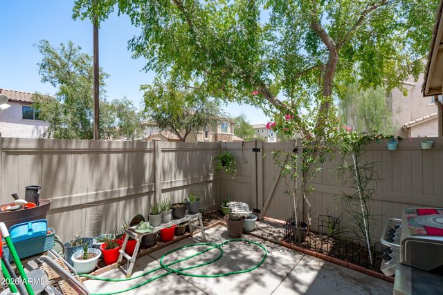 8415 W VERNON Avenue, Phoenix, AZ 85037