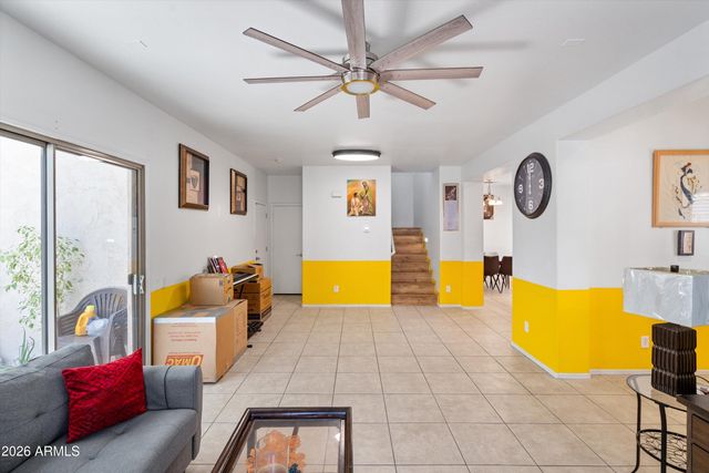 8415 W VERNON Avenue, Phoenix, AZ 85037