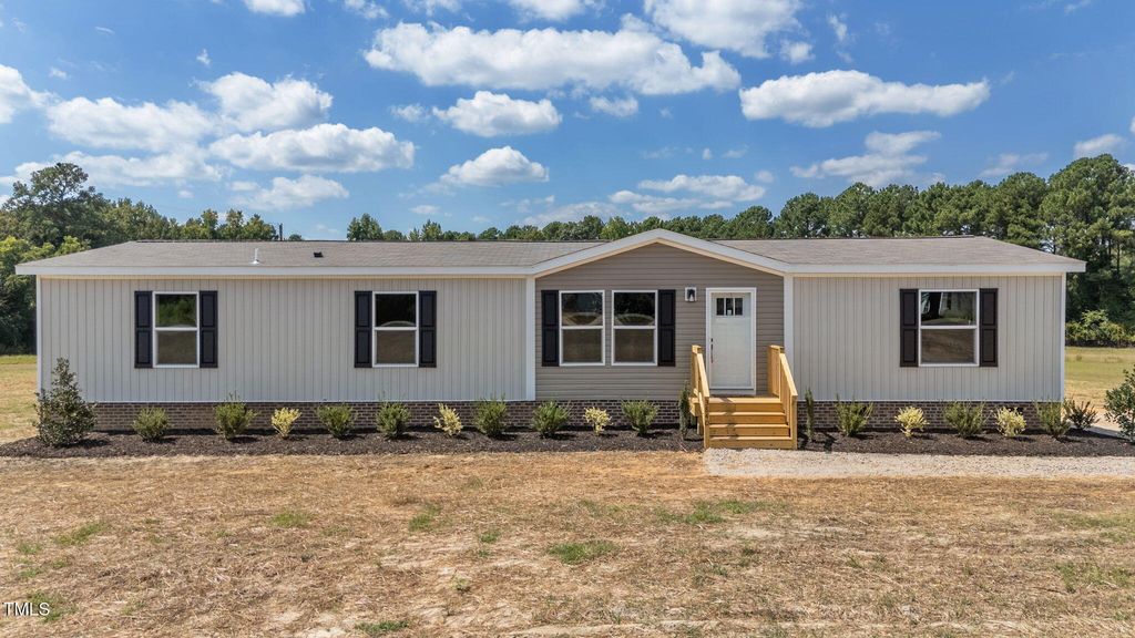 3840 Barnes Hill Church Road, Nashville, NC 27856