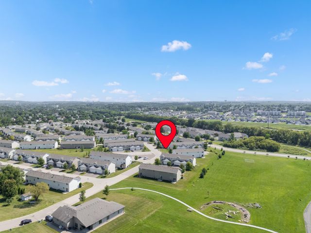 5270 Foxfield Drive NW, Rochester, MN 55901