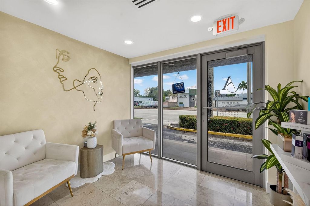 Null Null Avenue, Miami, FL 33145