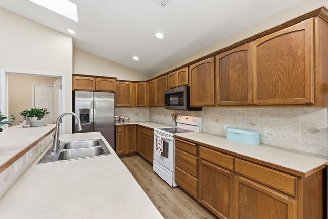 807 S Mayhew Ln, Spokane Valley, WA 99216