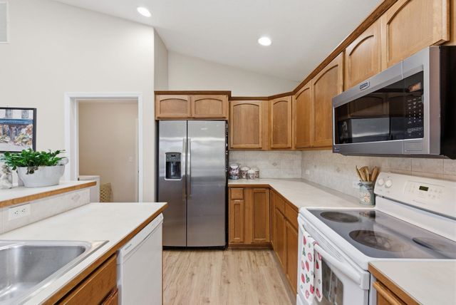 807 S Mayhew Ln, Spokane Valley, WA 99216