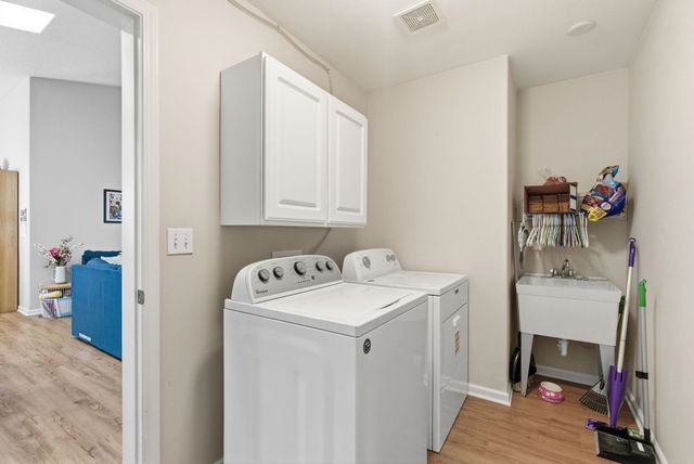 807 S Mayhew Ln, Spokane Valley, WA 99216