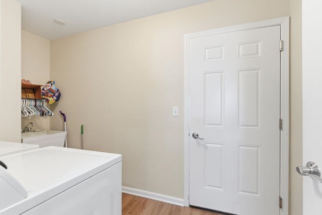 807 S Mayhew Ln, Spokane Valley, WA 99216