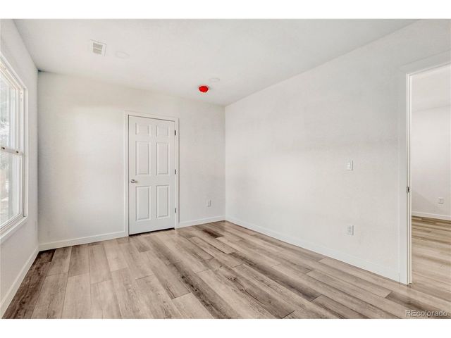 2735 W 56th Ave, Denver, CO 80221