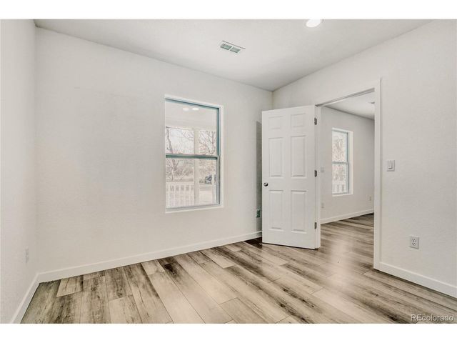 2735 W 56th Ave, Denver, CO 80221