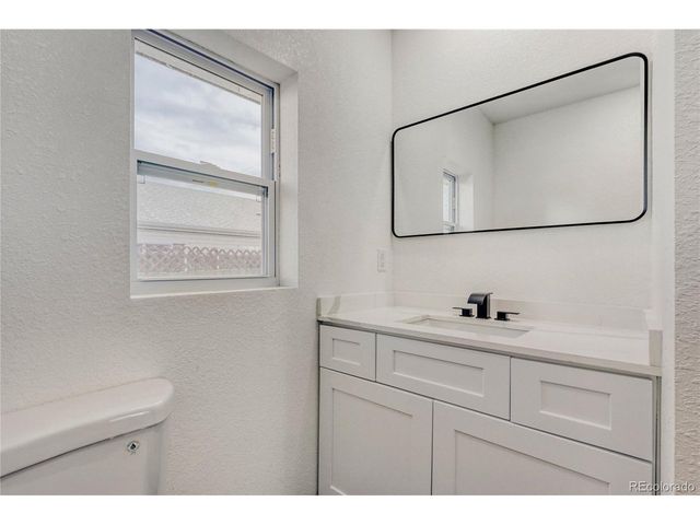 2735 W 56th Ave, Denver, CO 80221