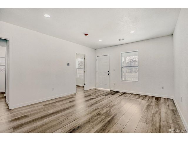 2735 W 56th Ave, Denver, CO 80221