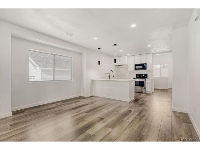 2735 W 56th Ave, Denver, CO 80221