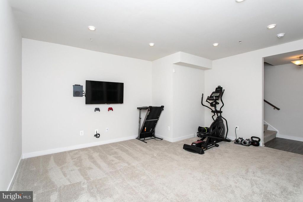 Image 4 of property listing at 3752 CHARTERHOUSE ALY, Waldorf, MD 20603