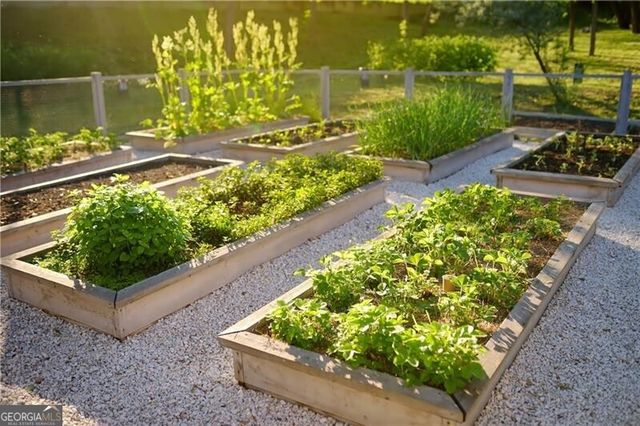 237 Lask Lane, Milton, GA 30004