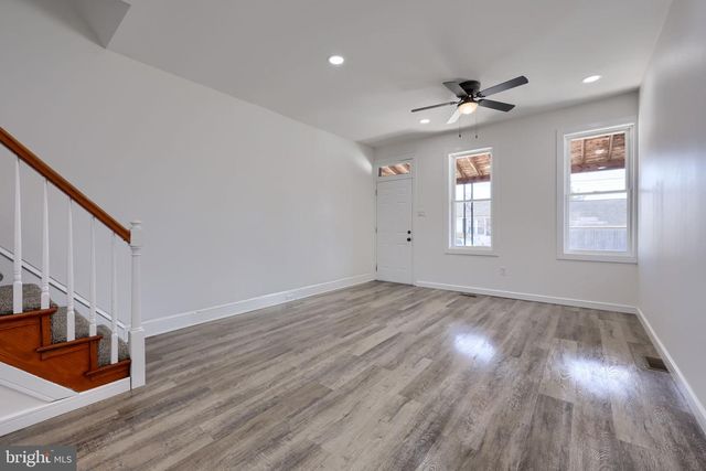 905 SPRUCE ST, Columbia, PA 17512