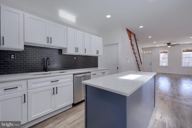 905 SPRUCE ST, Columbia, PA 17512