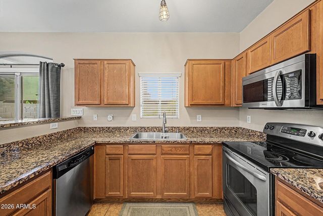 2725 E MINE CREEK Road 1028, Phoenix, AZ 85024