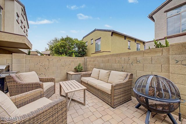 2725 E MINE CREEK Road 1028, Phoenix, AZ 85024