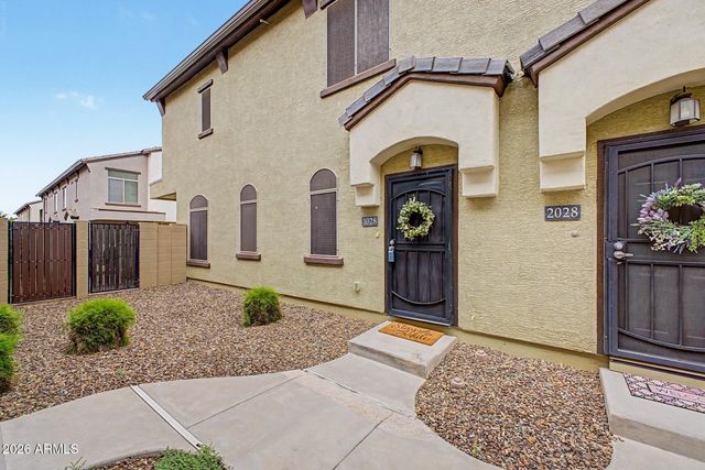 2725 E MINE CREEK Road 1028, Phoenix, AZ 85024