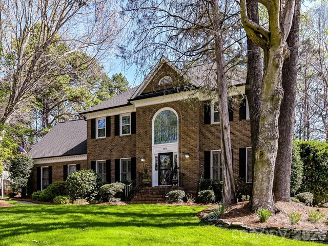8715 Cahill Lane, Charlotte, NC 28277