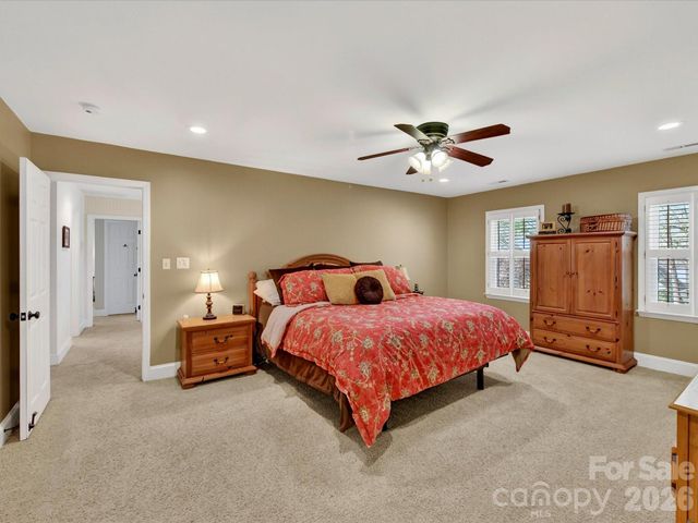 8715 Cahill Lane, Charlotte, NC 28277