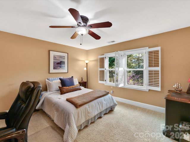 8715 Cahill Lane, Charlotte, NC 28277