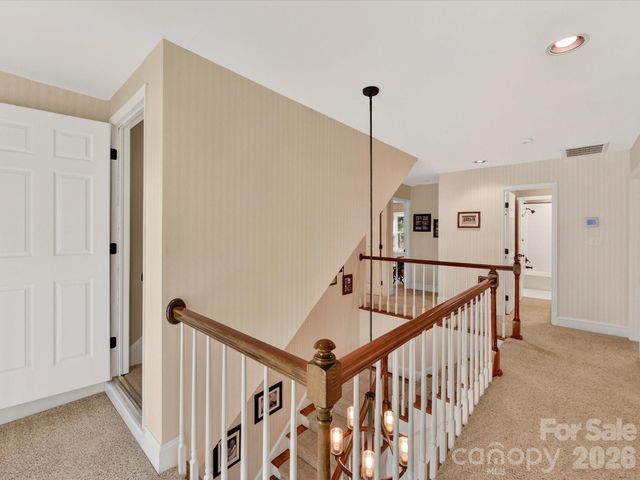 8715 Cahill Lane, Charlotte, NC 28277