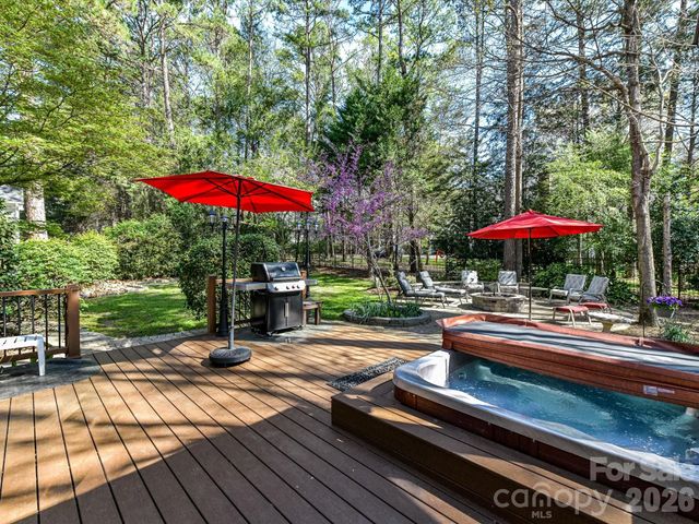 8715 Cahill Lane, Charlotte, NC 28277