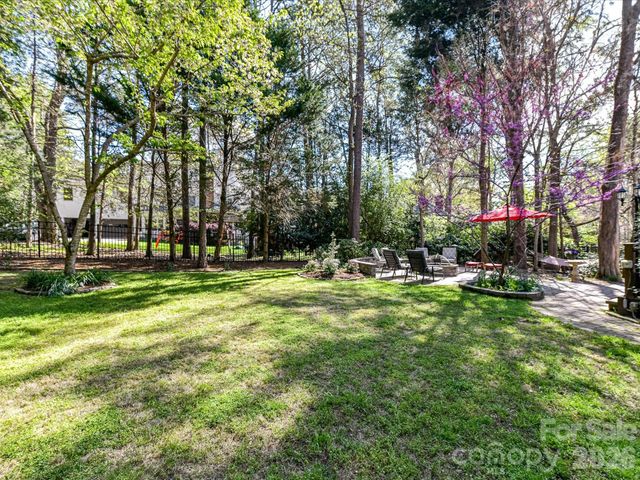 8715 Cahill Lane, Charlotte, NC 28277
