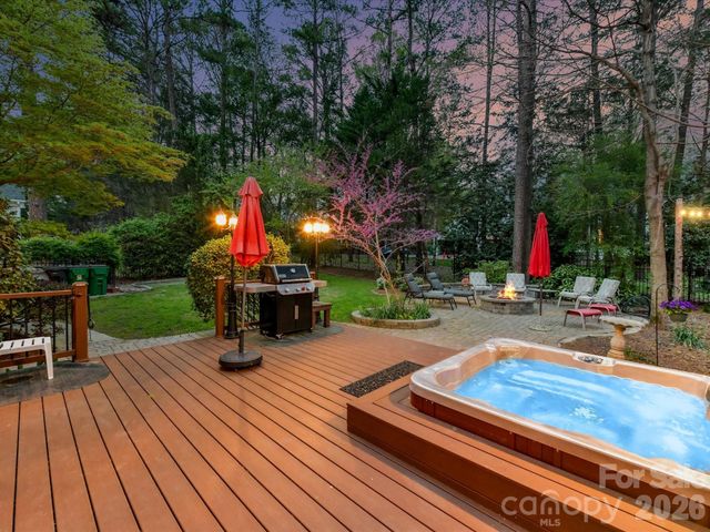 8715 Cahill Lane, Charlotte, NC 28277